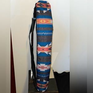 AMERICAN EAGLE OUTFITTERS Cooler NEW Aztec Tribal Design AEO Shoulder Sling